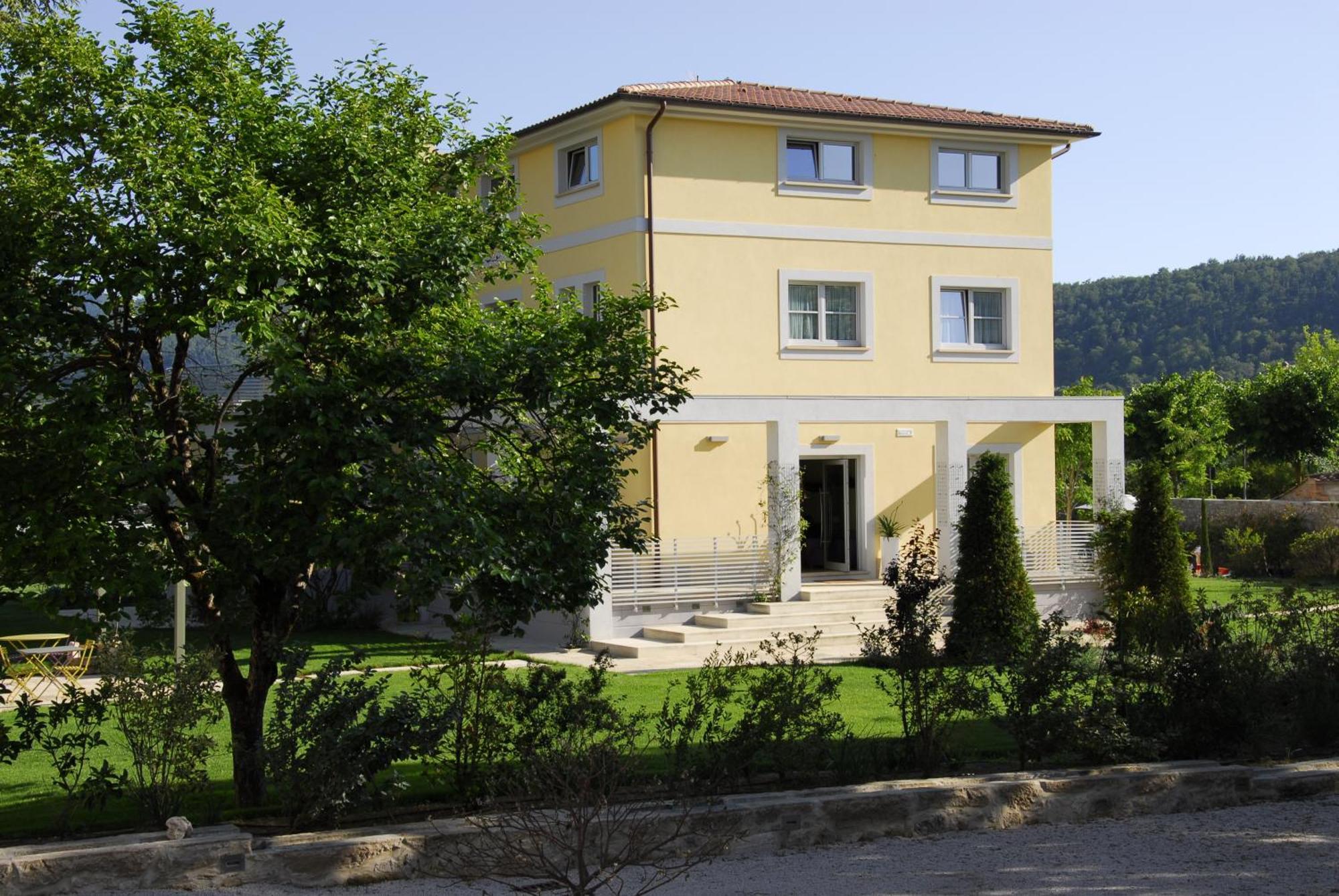 Hotel Ai Lecci In Centro Sarteano Zewnętrze zdjęcie